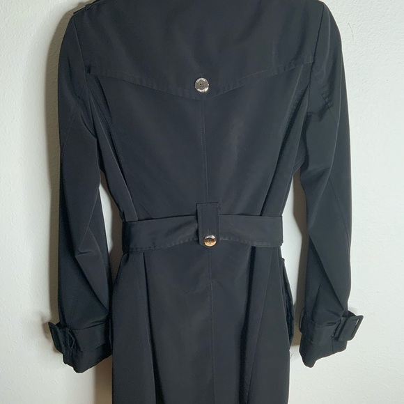 Beautiful Calvin Klein Trench Coat. - Picture 1 of 4
